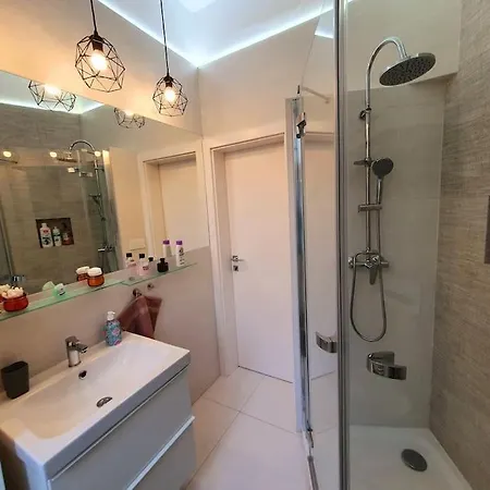 Apartment Lovely & Unique In The Historic Center. Pressburg