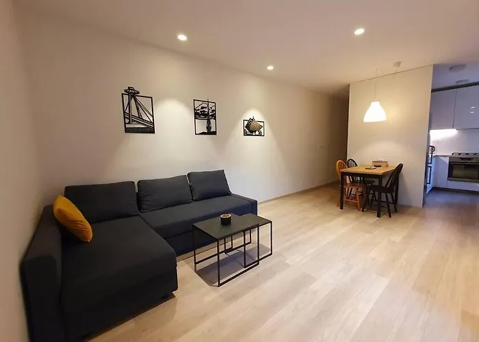 Lovely & Unique In The Historic Center.